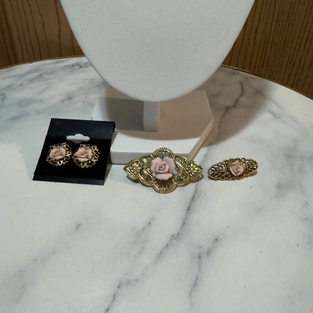 Earrings brooches NIB roses